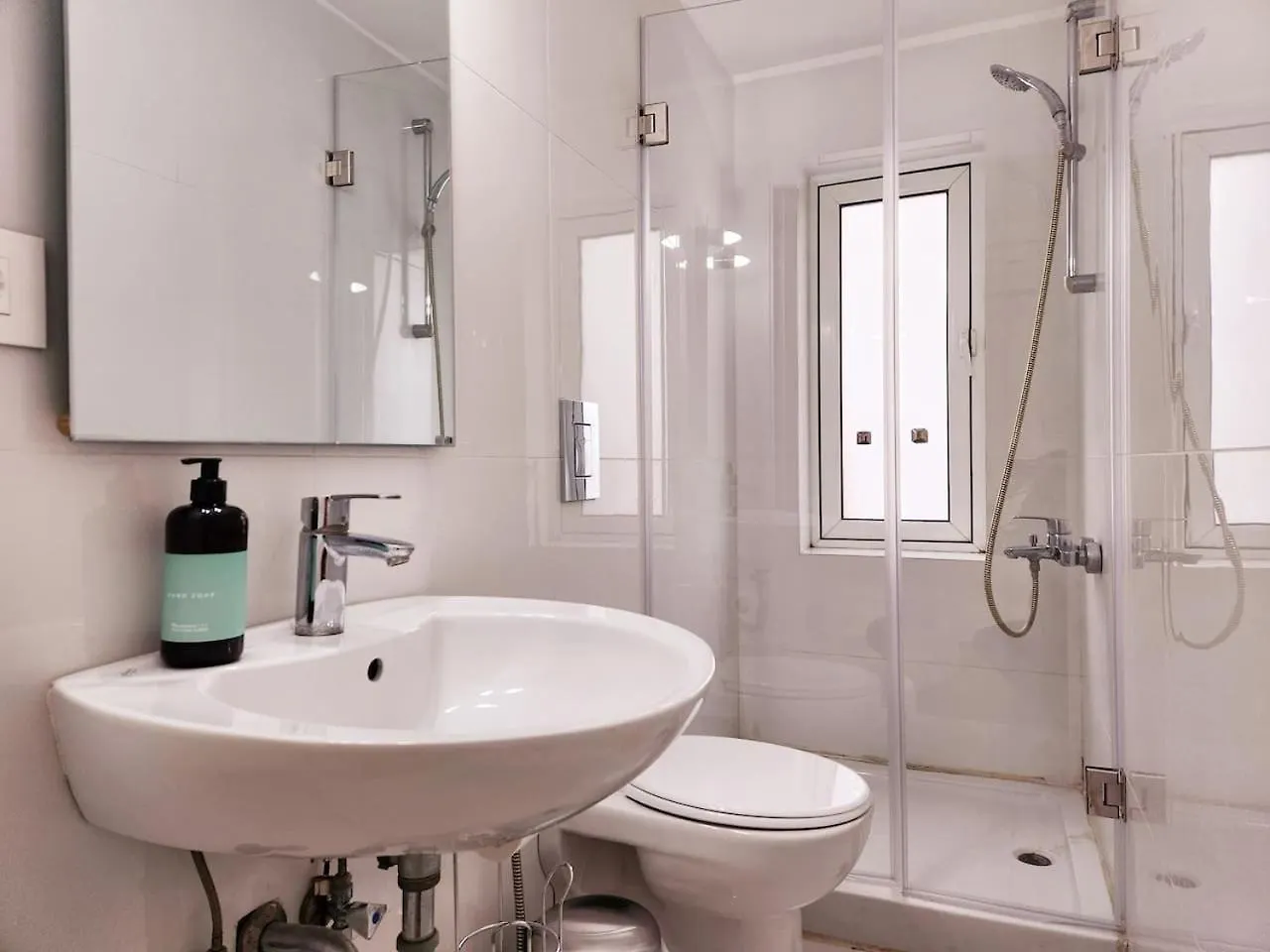 The 7Th Haven - 1 Bedroom Apartment Gemayze Beiroet