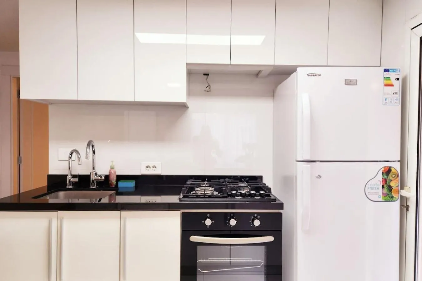 The 7Th Haven - 1 Bedroom Apartment Gemayze Beiroet